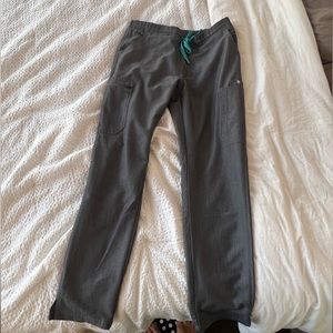 Wear Figs Yola Skinny Pants in Graphite. Size Small